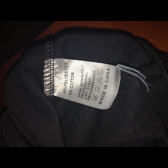 Zaful Black Graphic Crop Hoodie “Babe” - Picture 4 of 4